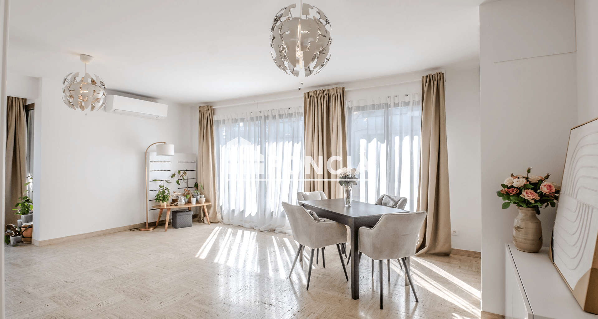 Appartement 5 pièces (153 m²) à vendre - Saint-julien-en-genevois (74160)