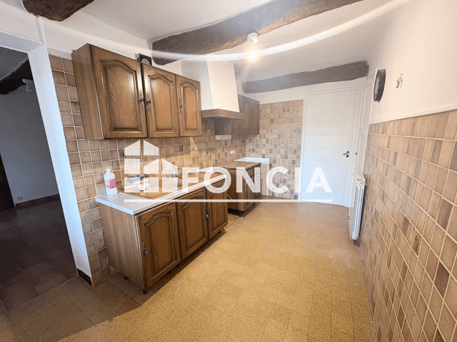 Appartement 3 pièces (82.35 m²) à louer - La Cadiere D'azur (83740)