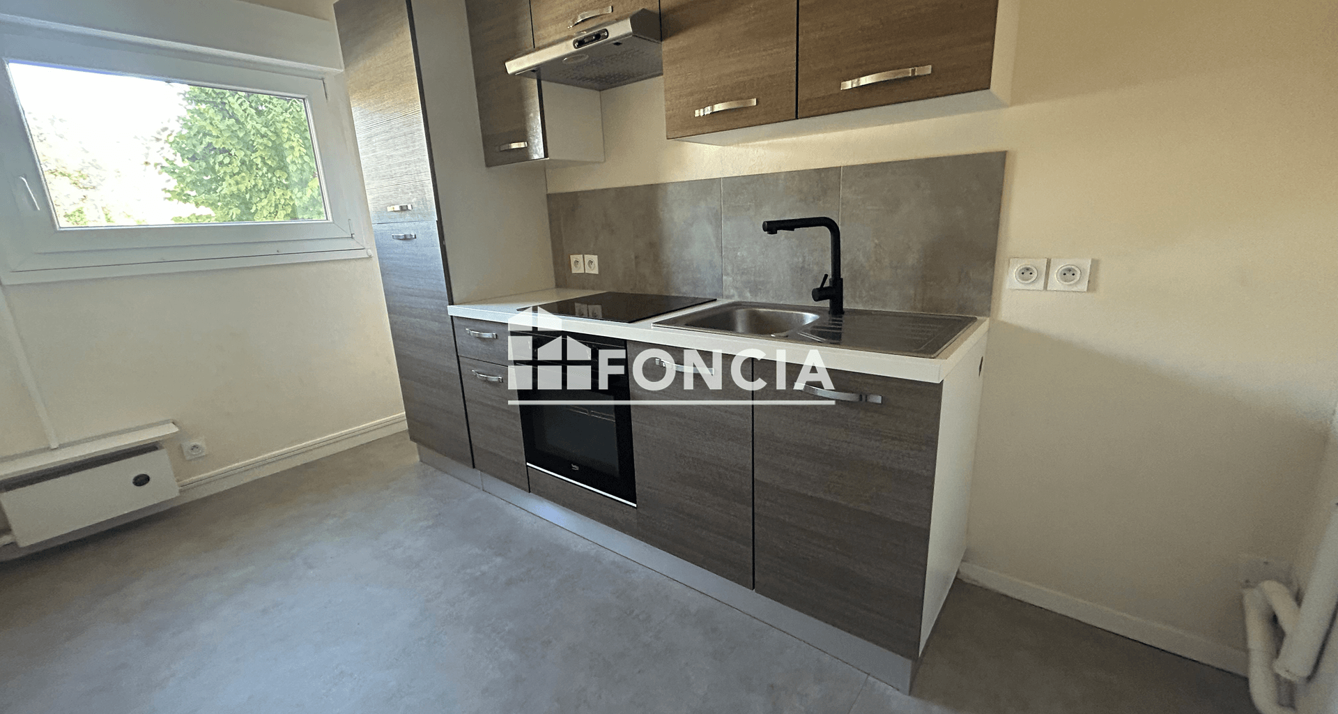 Appartement 4 pièces (76.61 m²) à louer - Roanne (42300)