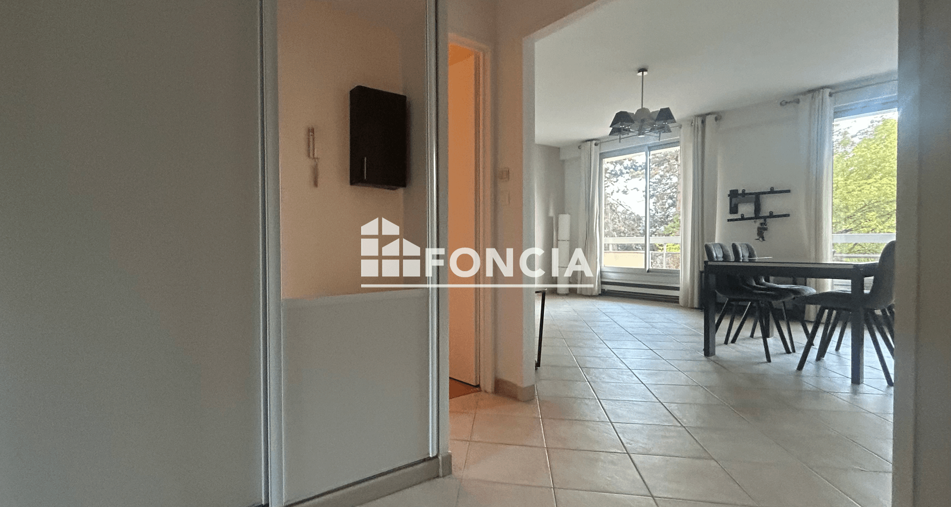 Appartement meublé 4 pièces (98.65 m²) à louer - Le Pecq (78230)