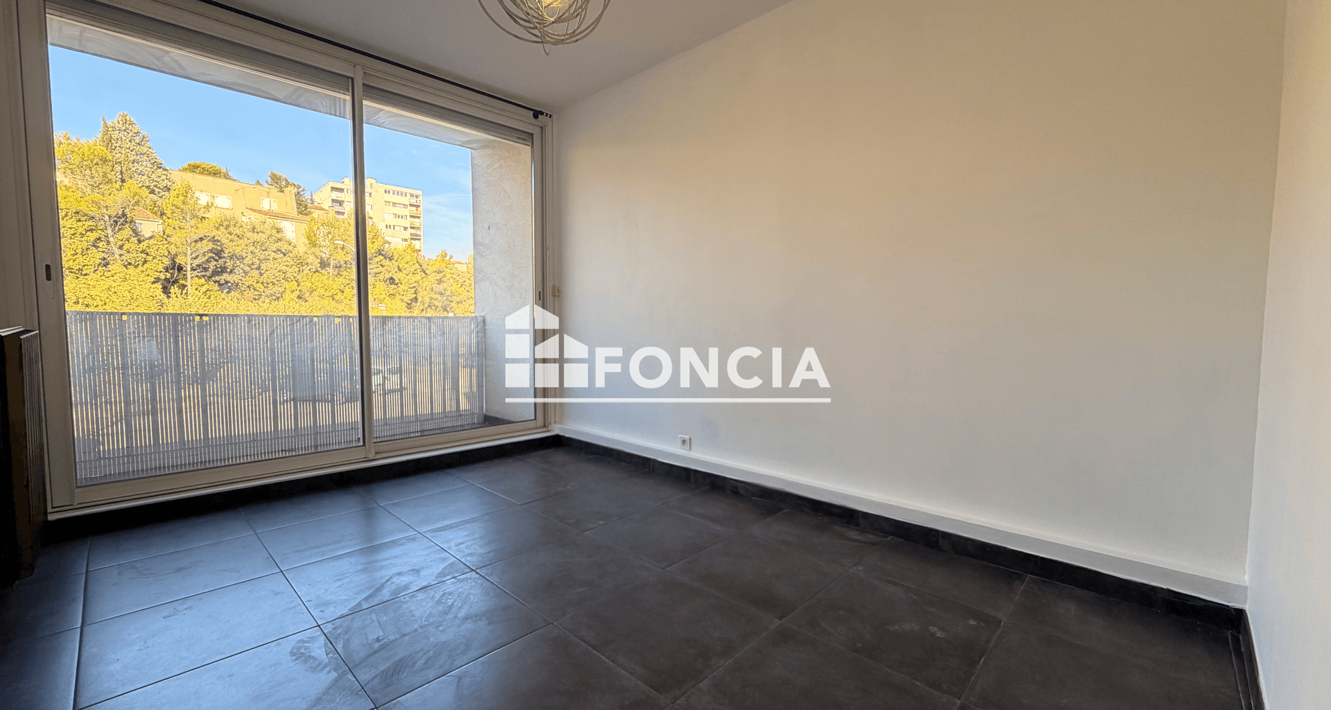 Appartement 4 pièces (74.96 m²) à louer - Villeneuve-lès-avignon (30400)