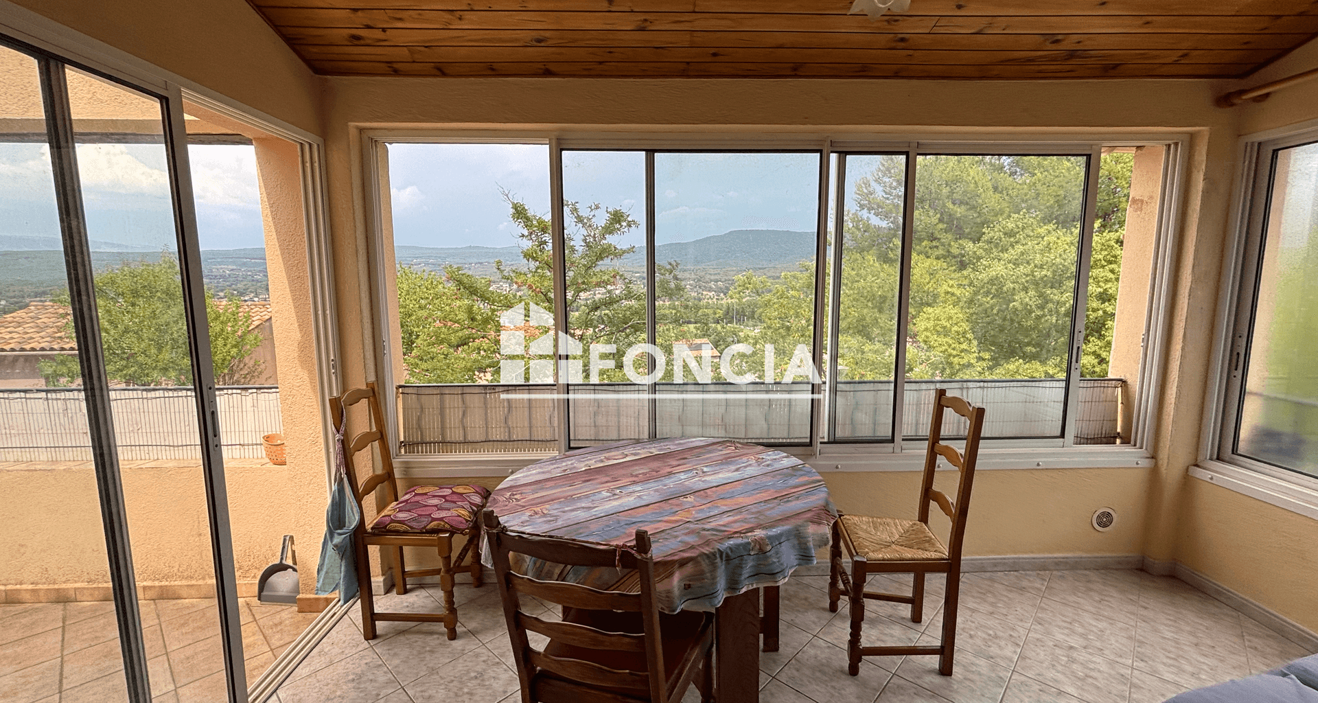Maison 5 pièces (125 m²) à vendre - Le Beausset (83330)