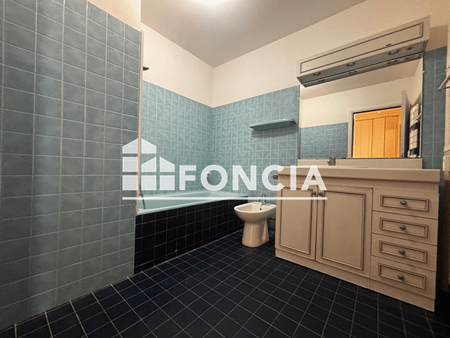 Appartement 4 pièces (90.3 m²) à louer - Toulon (83000)