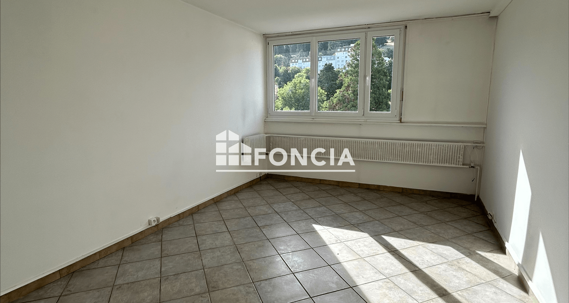 Appartement 3 pièces (62 m²) à louer - Saint-étienne (42100)