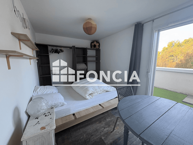 Appartement meublé 2 pièces (42.68 m²) à louer - Begles (33130)