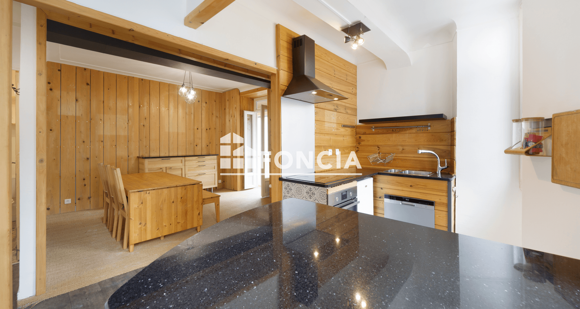 Appartement 3 pièces (81.24 m²) à vendre - Oloron-sainte-marie (64400)