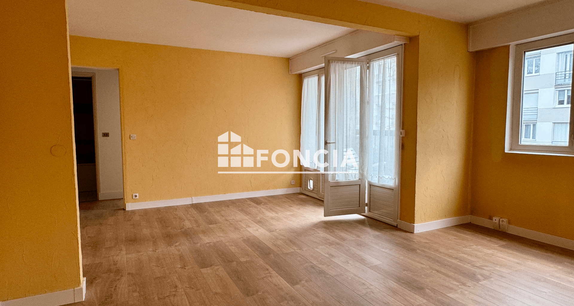 Appartement 5 pièces (85.37 m²) à vendre - Chilly-mazarin (91380)