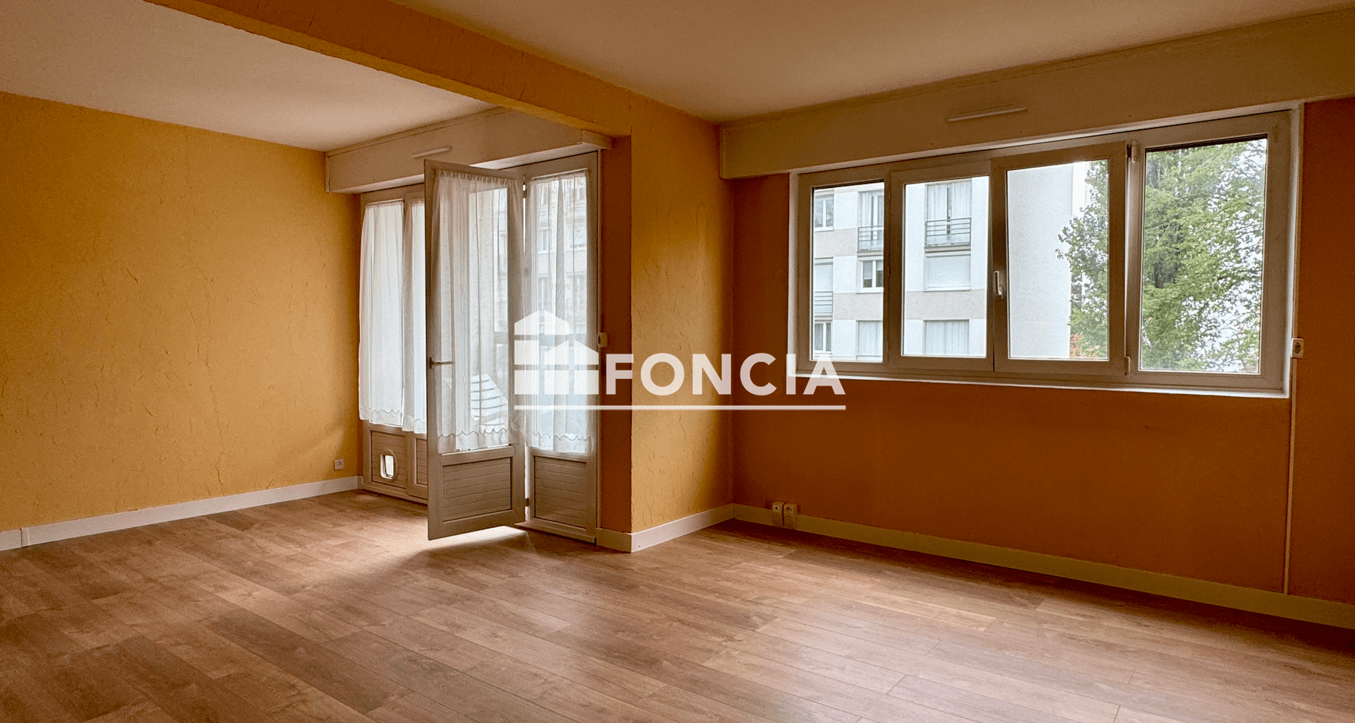 Appartement 5 pièces (85.37 m²) à vendre - Chilly-mazarin (91380)