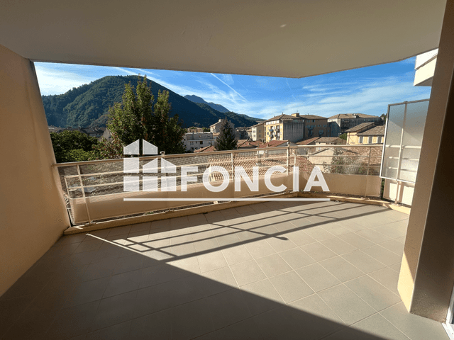 Appartement 3 pièces (73.5 m²) à louer - Digne Les Bains (04000)