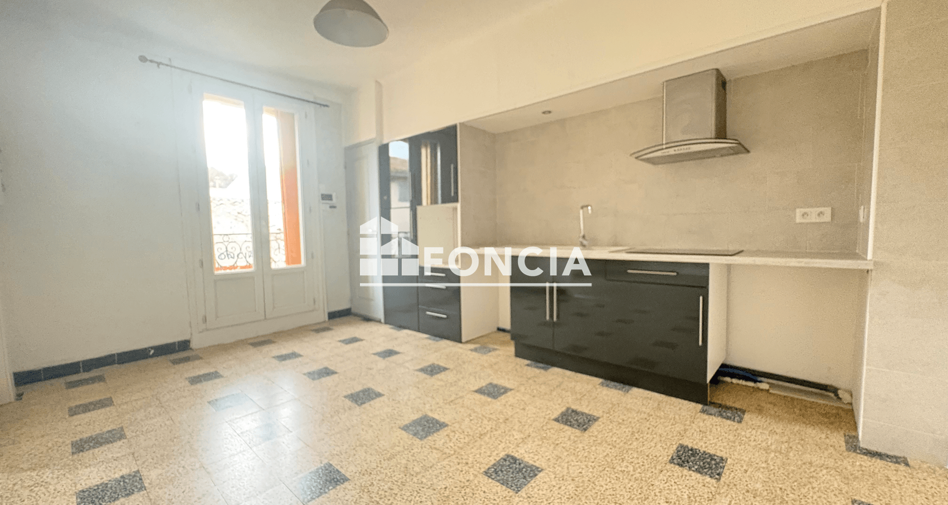 Appartement 3 pièces (81.5 m²) à louer - Valros (34290)