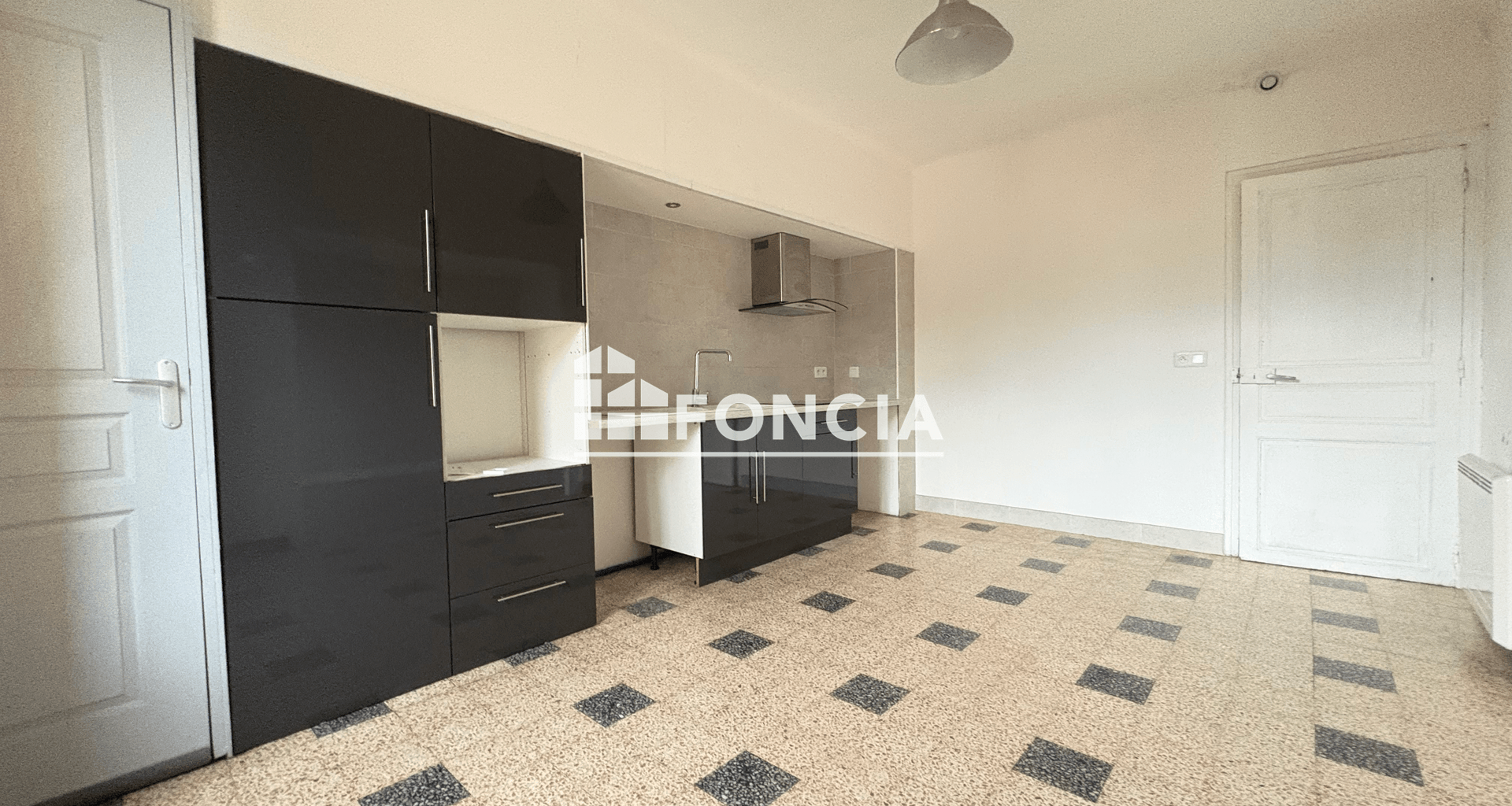 Appartement 3 pièces (81.5 m²) à louer - Valros (34290)