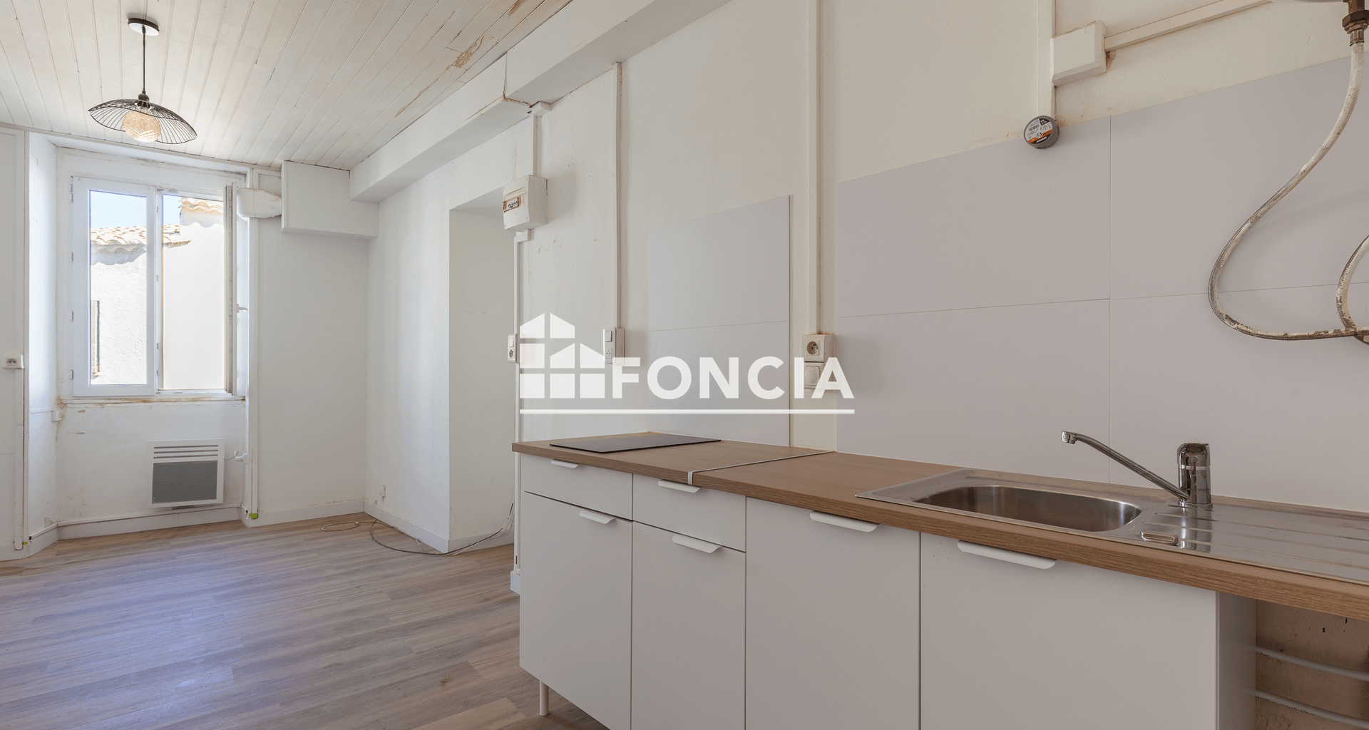 Studio (19.24 m²) à vendre - Saint-mitre-les-remparts (13920)