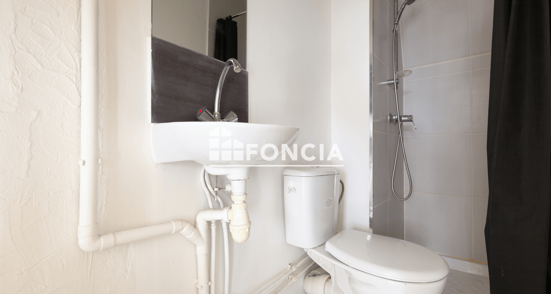 Studio (14.3 m²) à vendre - Saint-mitre-les-remparts (13920)