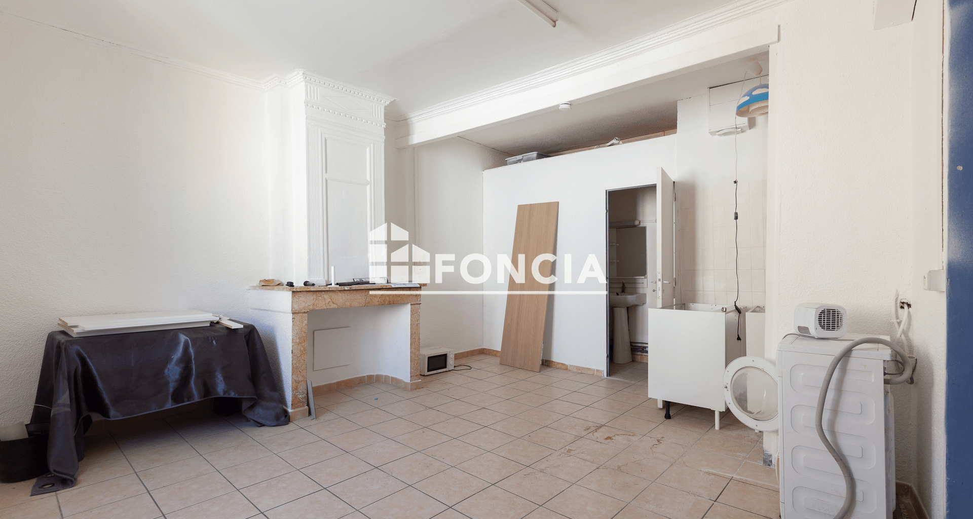 Studio (25.2 m²) à vendre - Saint-mitre-les-remparts (13920)