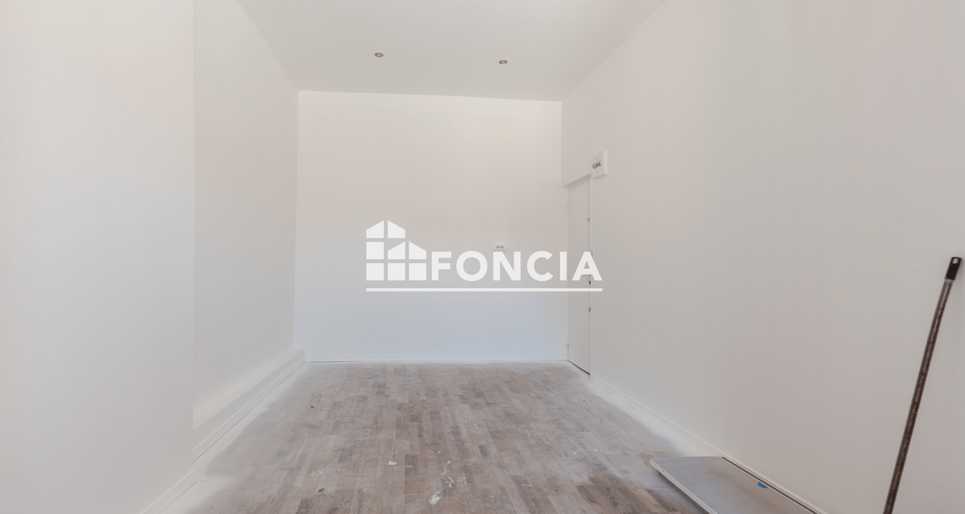 Studio (17.86 m²) à vendre - Saint-mitre-les-remparts (13920)