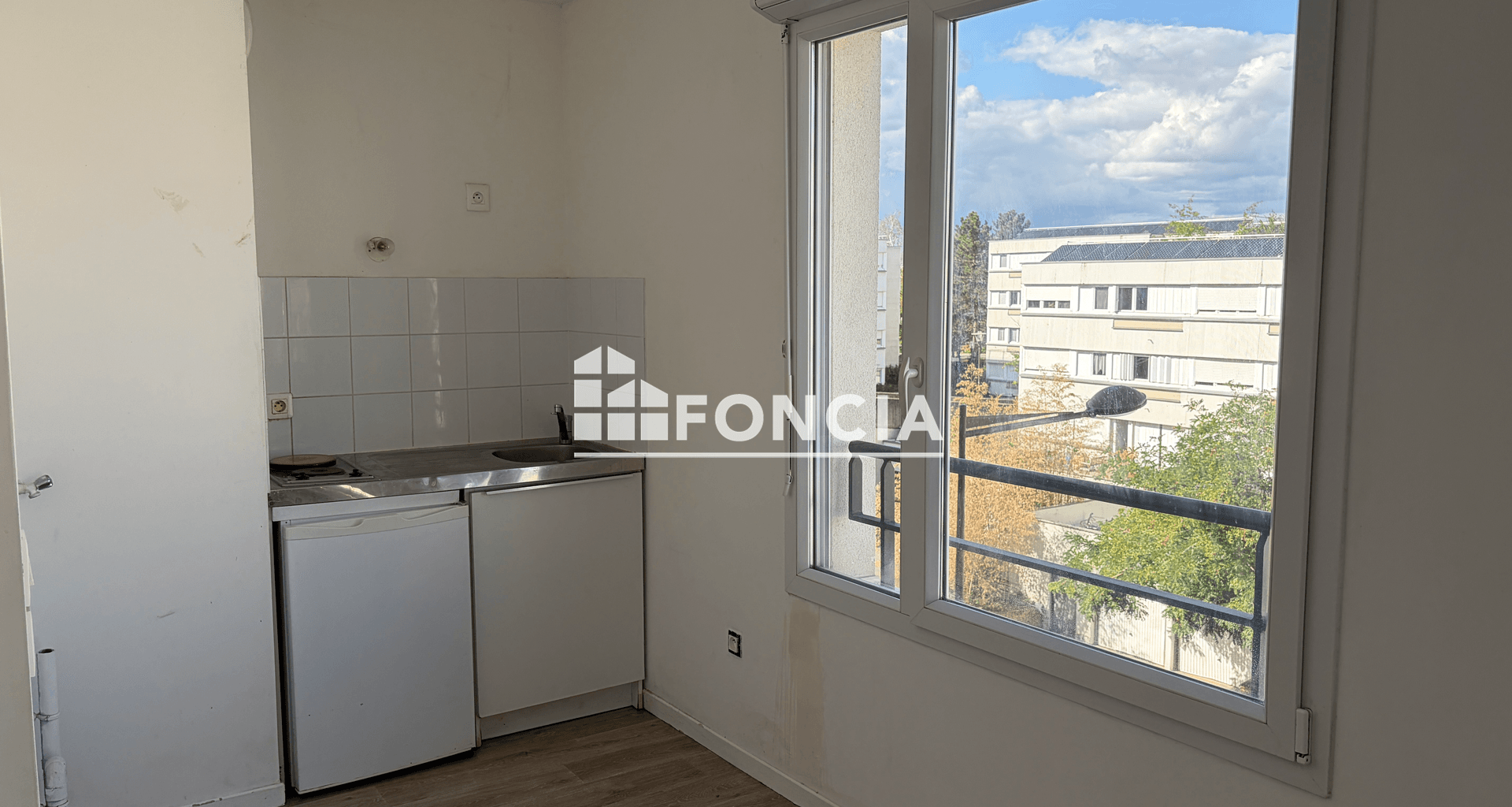 Studio (33.44 m²) à vendre - Les Ulis (91940)