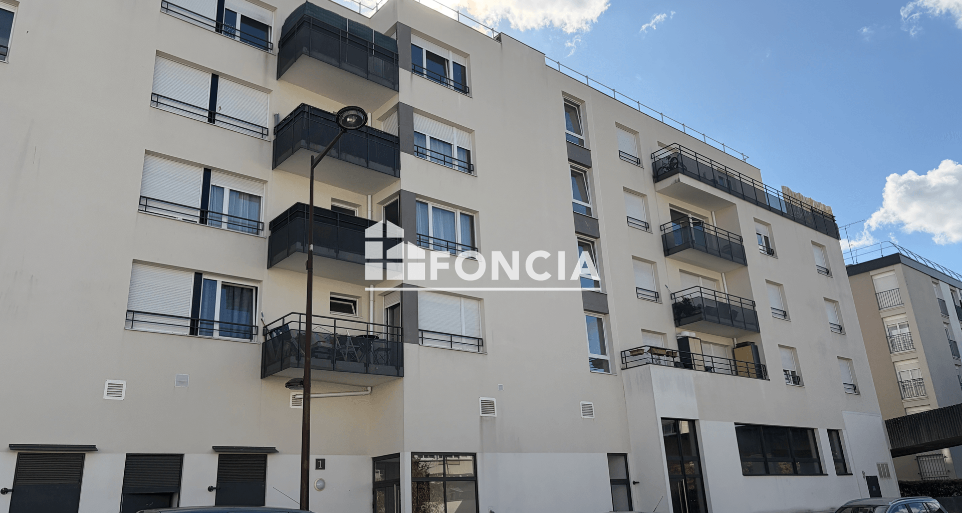 Studio (33.44 m²) à vendre - Les Ulis (91940)