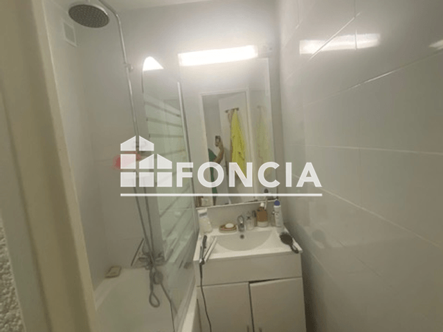 Studio (27.6 m²) à louer - Saint Raphael (83700)
