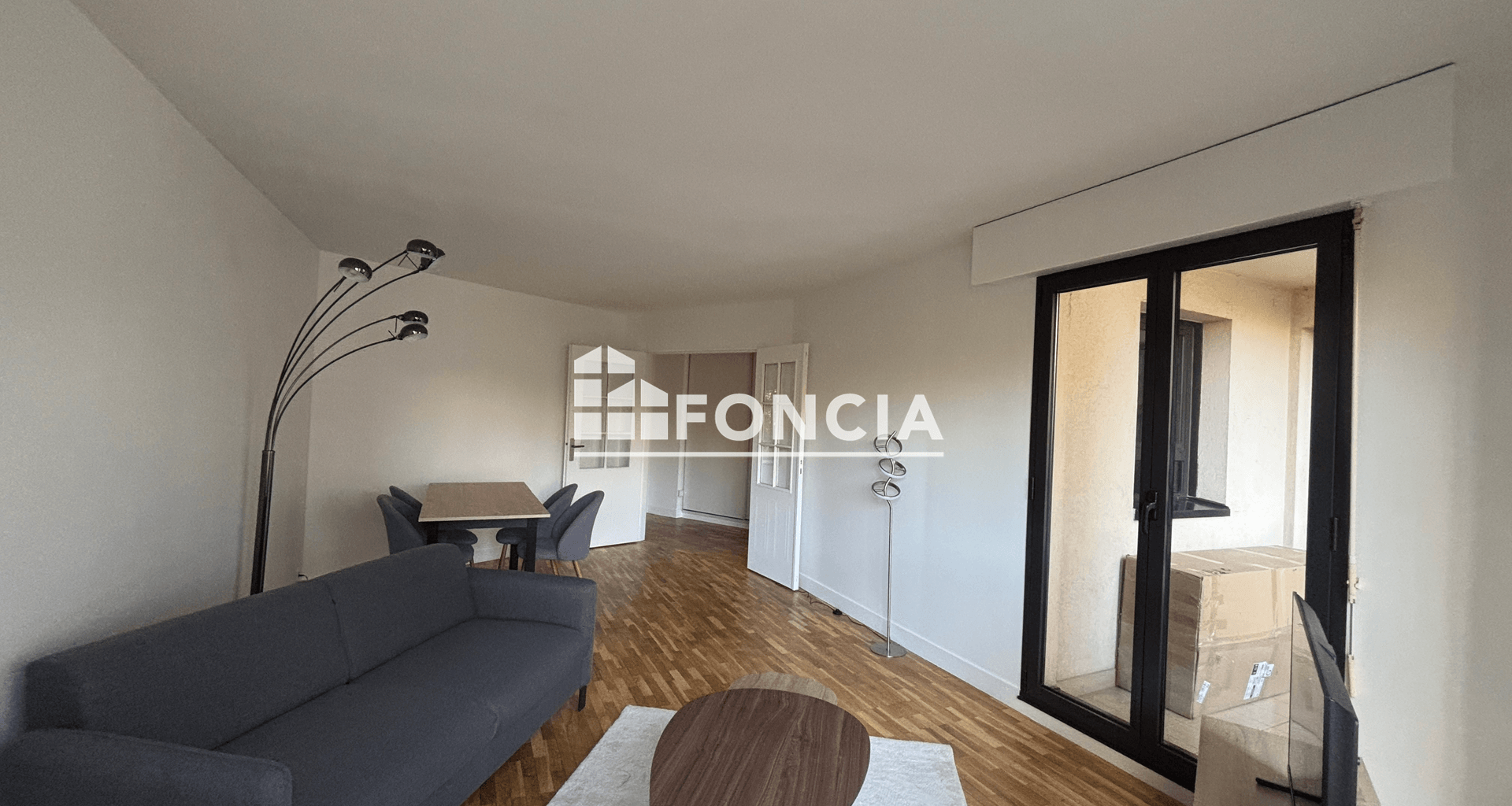 Appartement meublé 2 pièces (53 m²) à louer - Paris 18ᵉ (75018)
