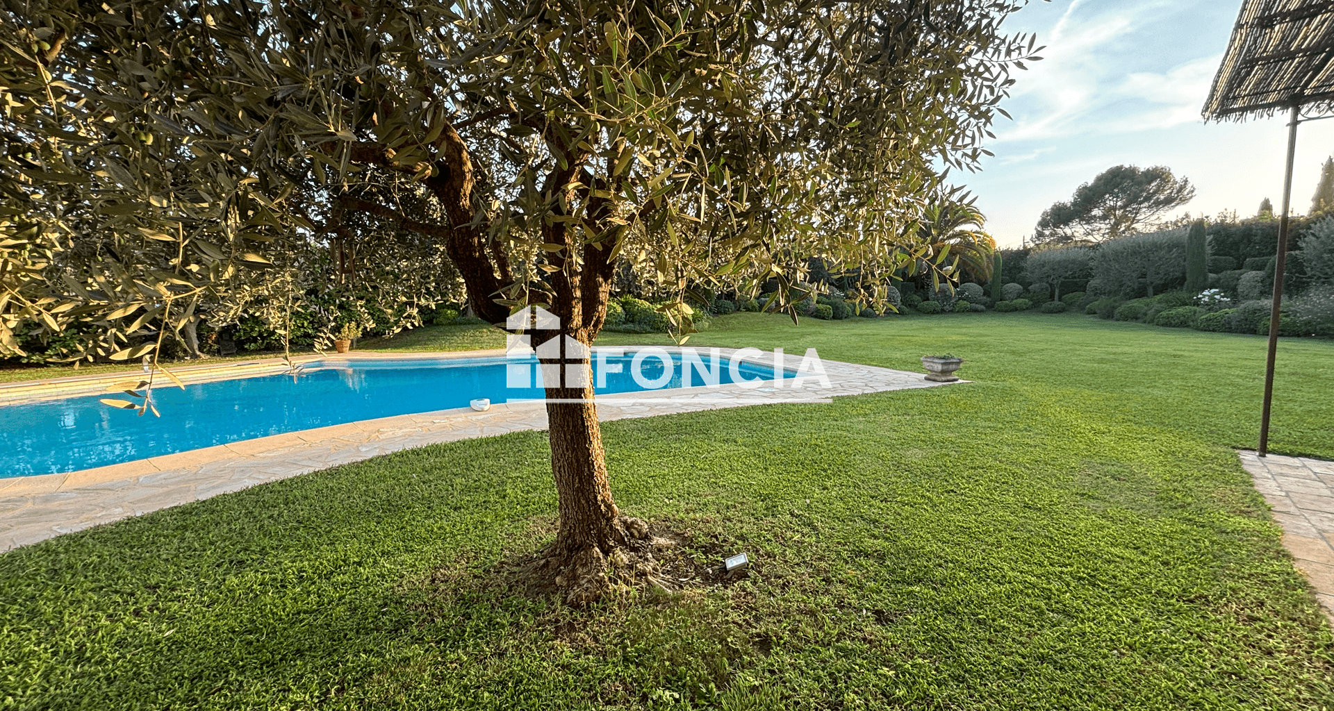 Maison 6 pièces (233 m²) à vendre - Mougins (06250)