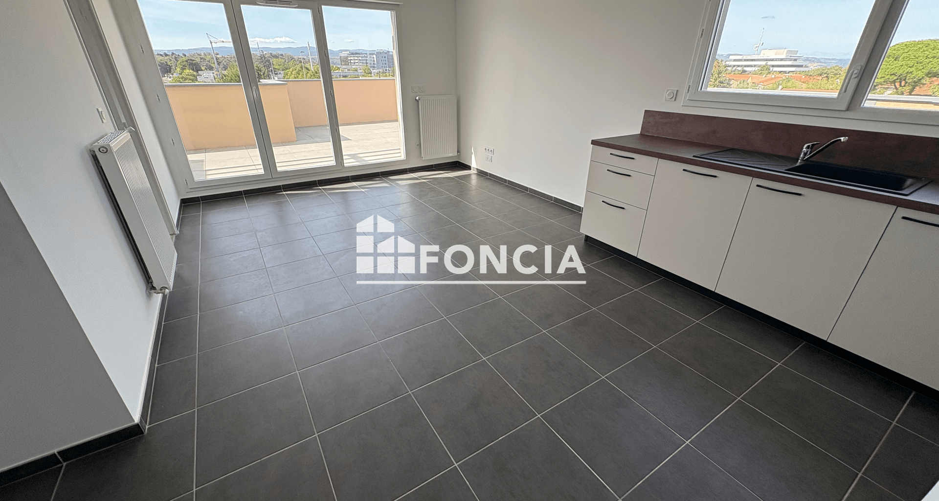Appartement 4 pièces (76.65 m²) à louer - Valence (26000)