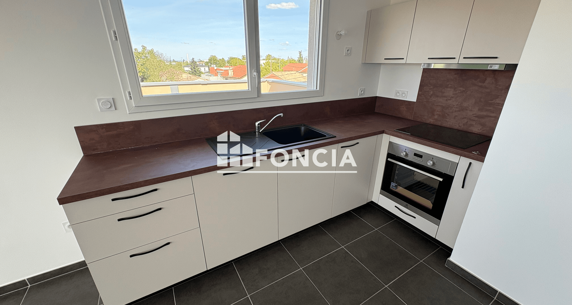 Appartement 4 pièces (76.65 m²) à louer - Valence (26000)