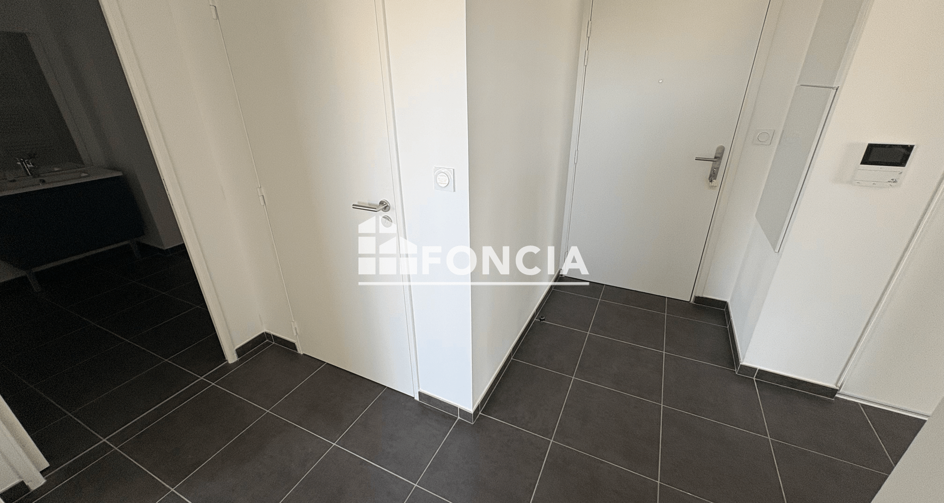 Appartement 4 pièces (76.65 m²) à louer - Valence (26000)