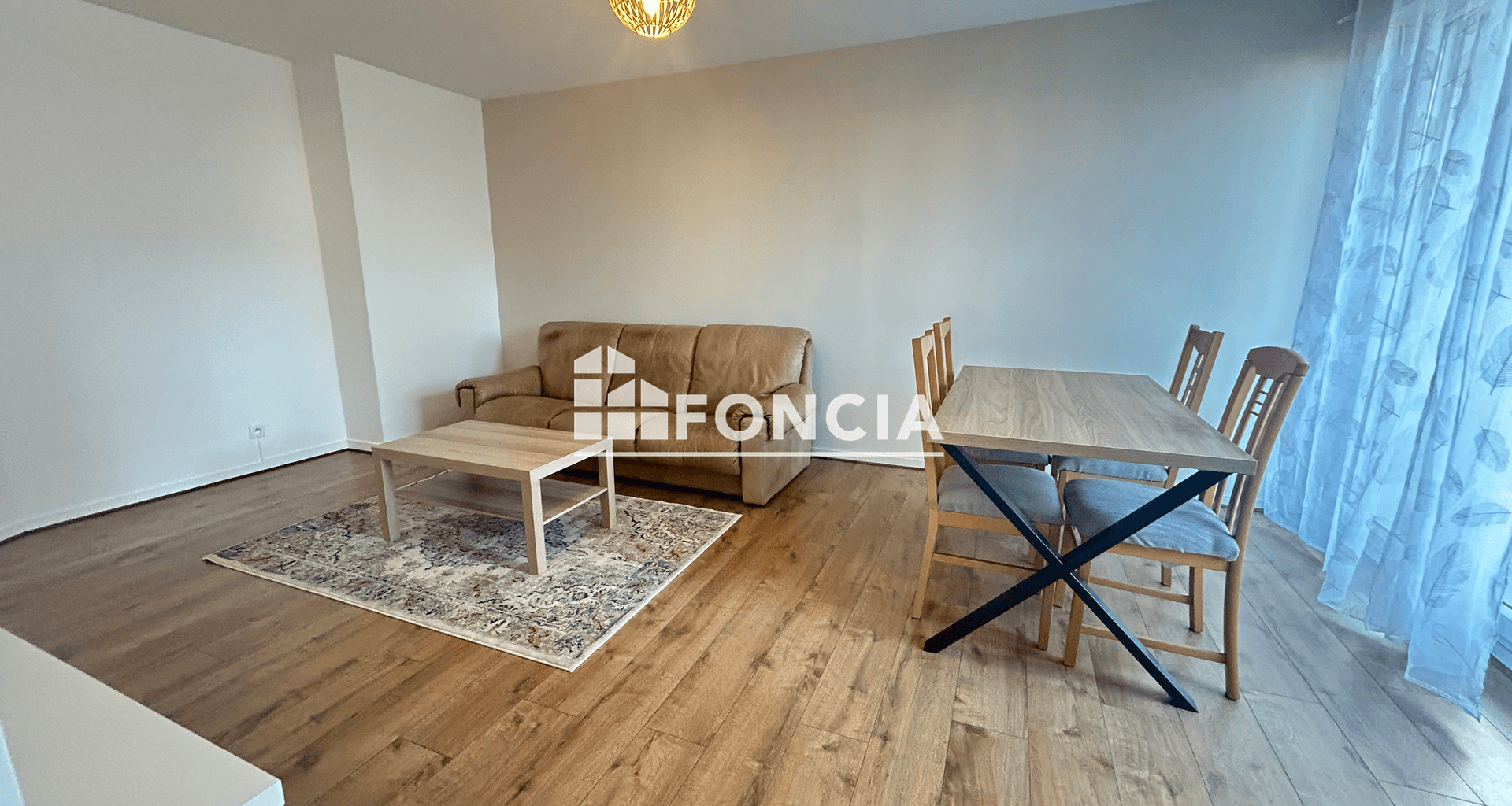 Appartement meublé 2 pièces (48.39 m²) à louer - Châtillon (92320)