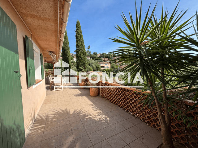 Appartement 3 pièces (66.85 m²) à louer - Bormes Les Mimosas (83230)
