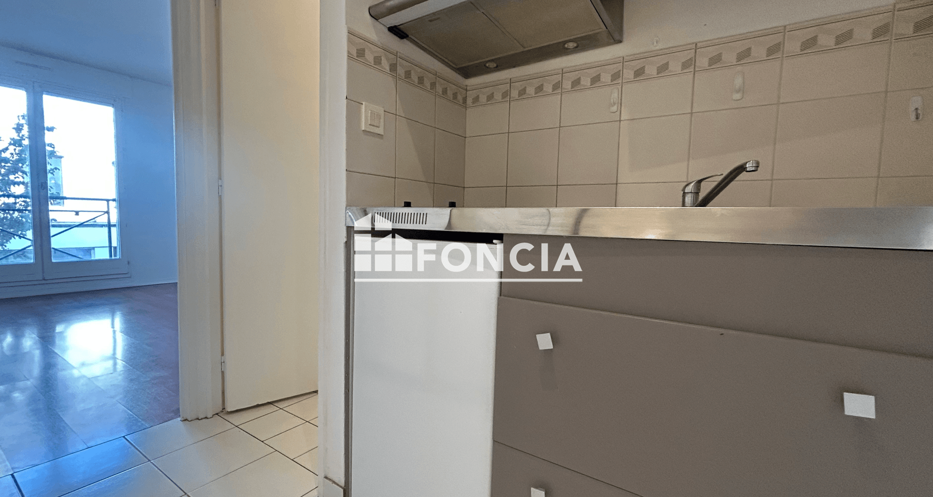 Studio (22.02 m²) à louer - Croissy-sur-seine (78290)