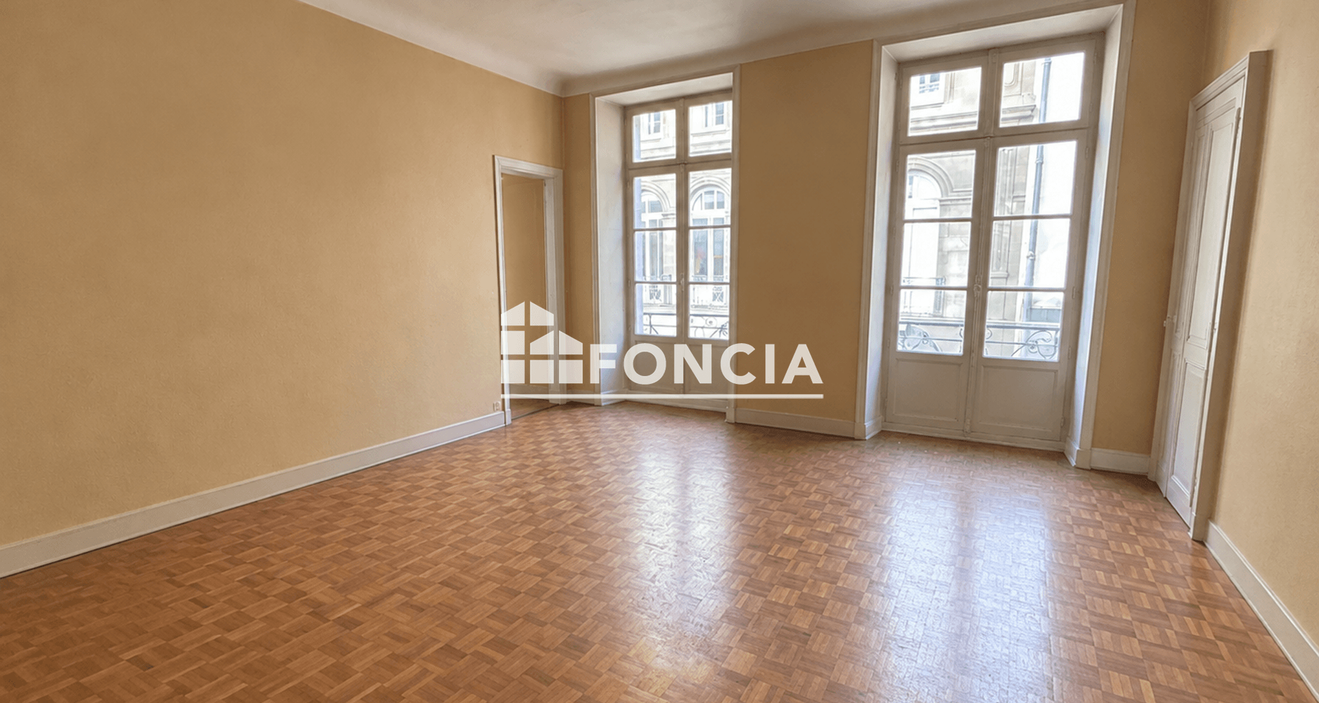 Appartement 4 pièces (105 m²) à vendre - Nantes (44000)