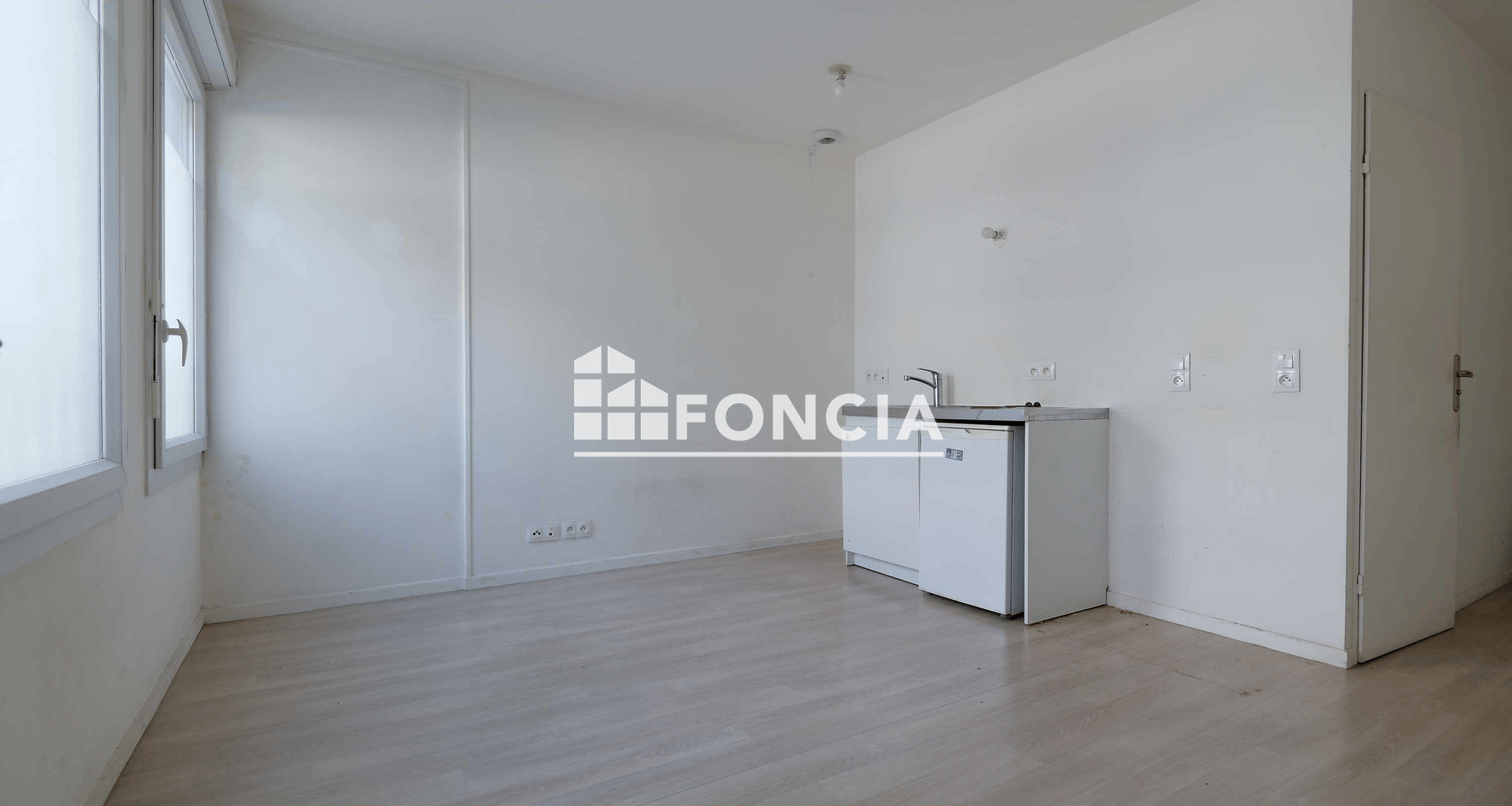 Studio (23.9 m²) à vendre - Corbeil-essonnes (91100)