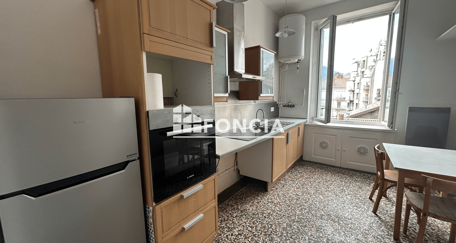 Appartement 4 pièces (107.52 m²) à louer - Grenoble (38000)