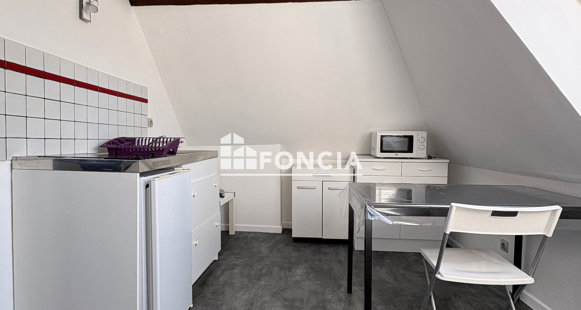 Studio meublé (23.41 m²) à louer - Metz (57000)