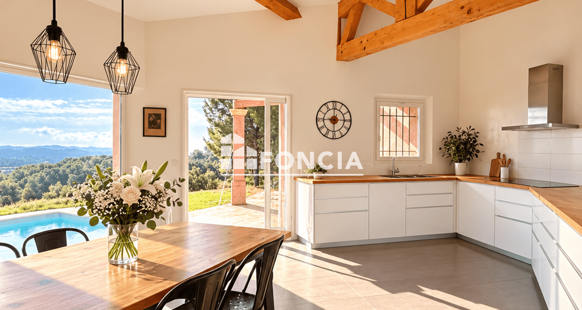 Maison 5 pièces (180 m²) à vendre - La Londe-les-maures (83250)