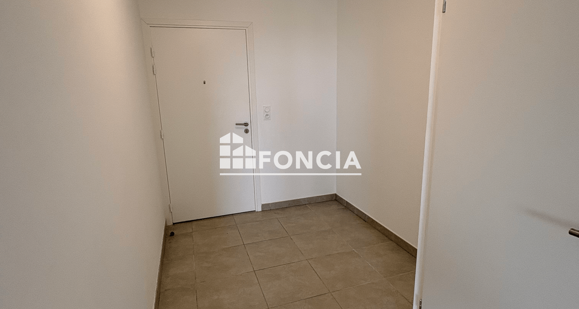Appartement 3 pièces (70.1 m²) à louer - Nîmes (30000)