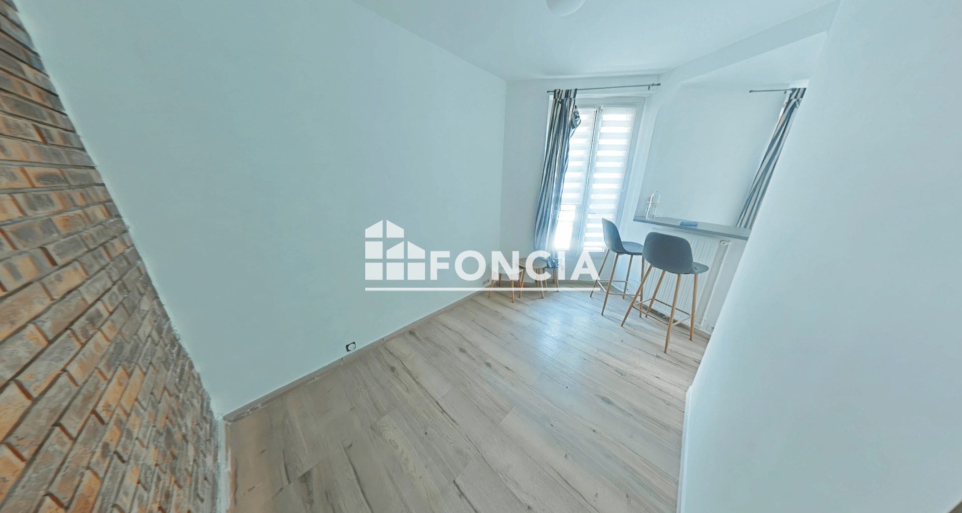 Appartement 2 pièces (24.8 m²) à louer - Saint-ouen-sur-seine (93400)