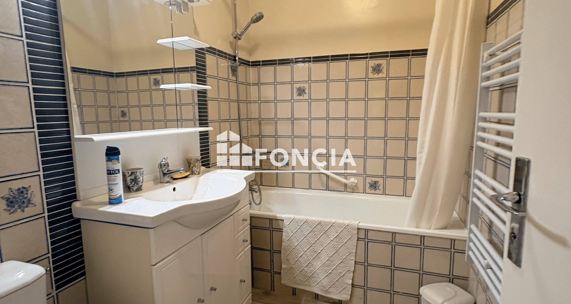 Studio meublé (29.5 m²) à louer - Six-fours-les-plages (83140)