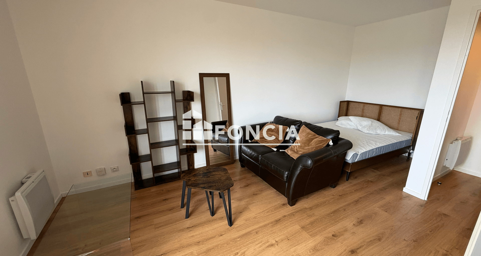 Studio meublé (28.15 m²) à louer - Montigny-le-bretonneux (78180)