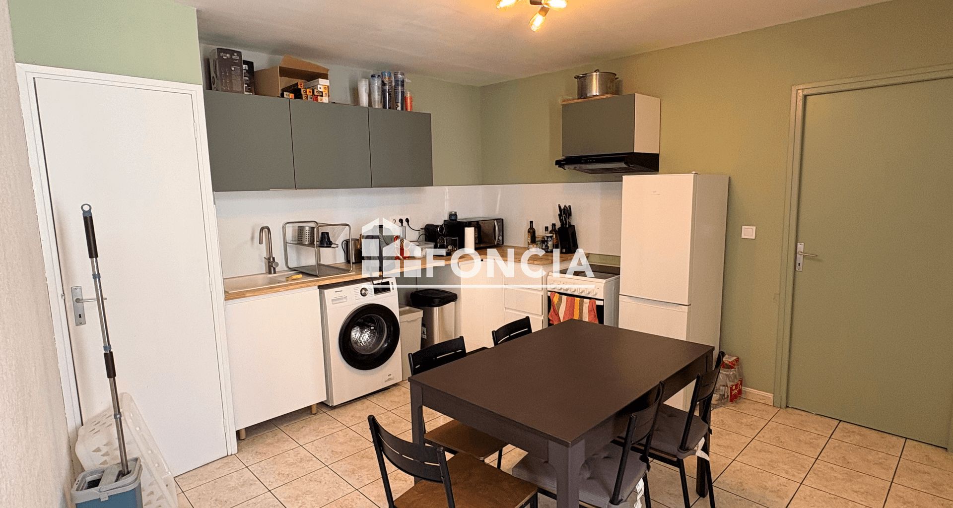 Appartement meublé 4 pièces (80.95 m²) à louer - Pont-saint-esprit (30130)
