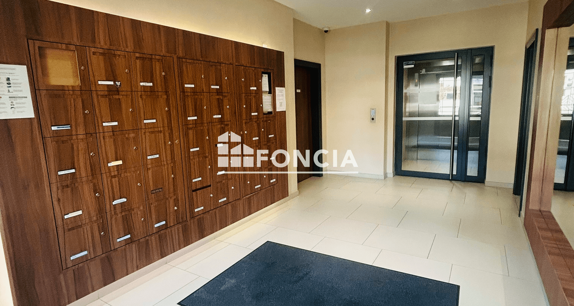 Appartement 2 pièces (42 m²) à louer - Sainte-geneviève-des-bois (91700)