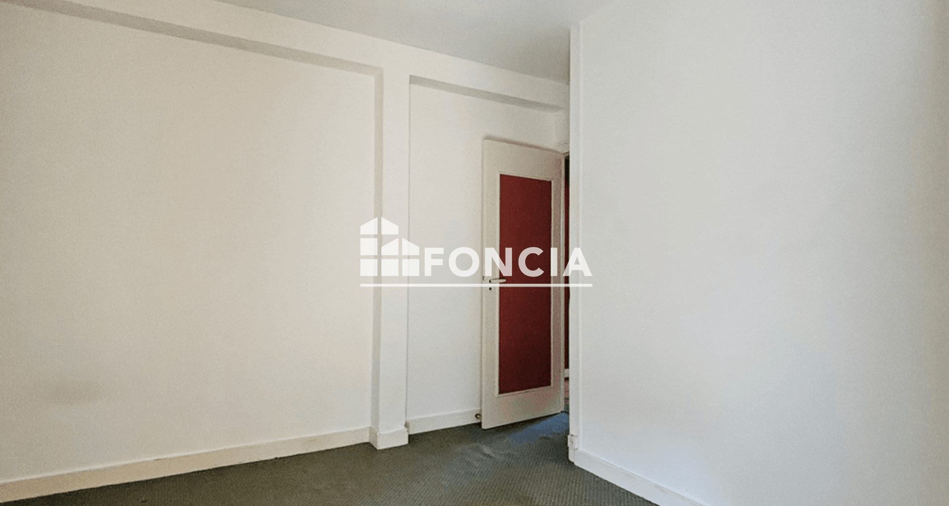 Appartement 4 pièces (69 m²) à vendre - Rochefort (17300)