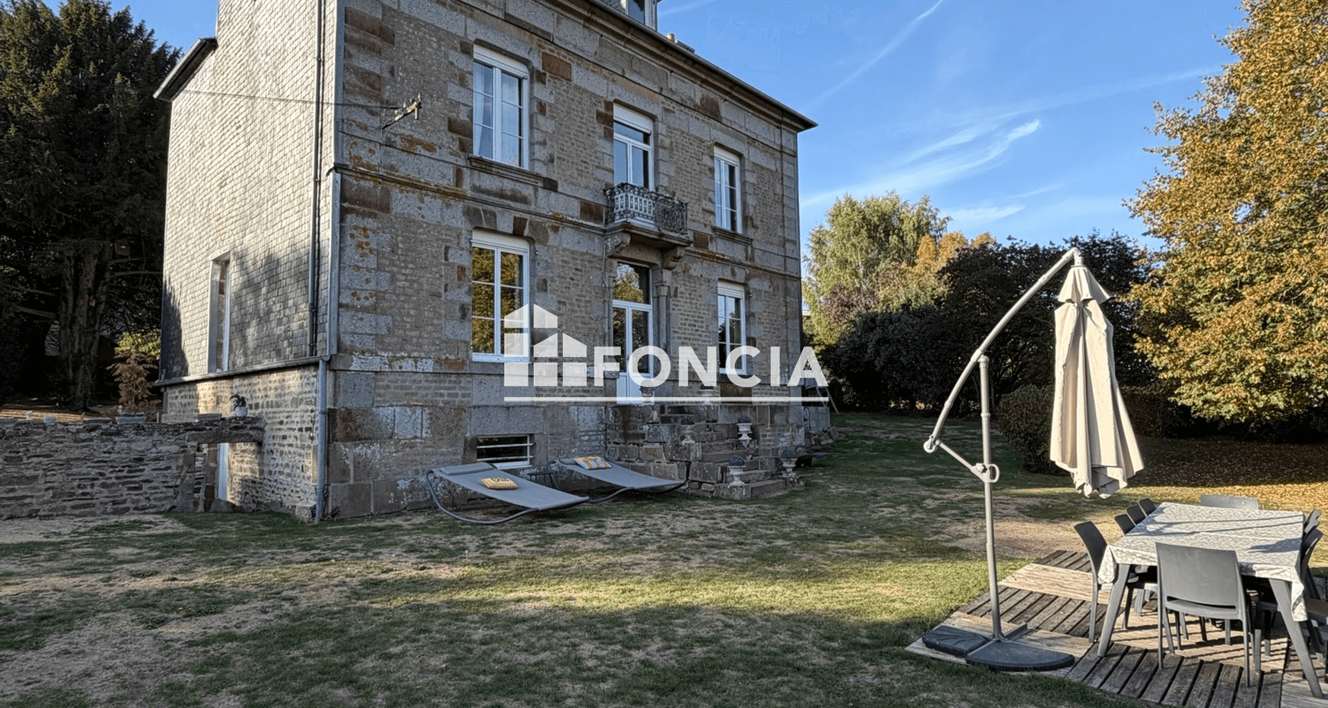 Maison 5 pièces (181 m²) à vendre - La Lande-patry (61100)