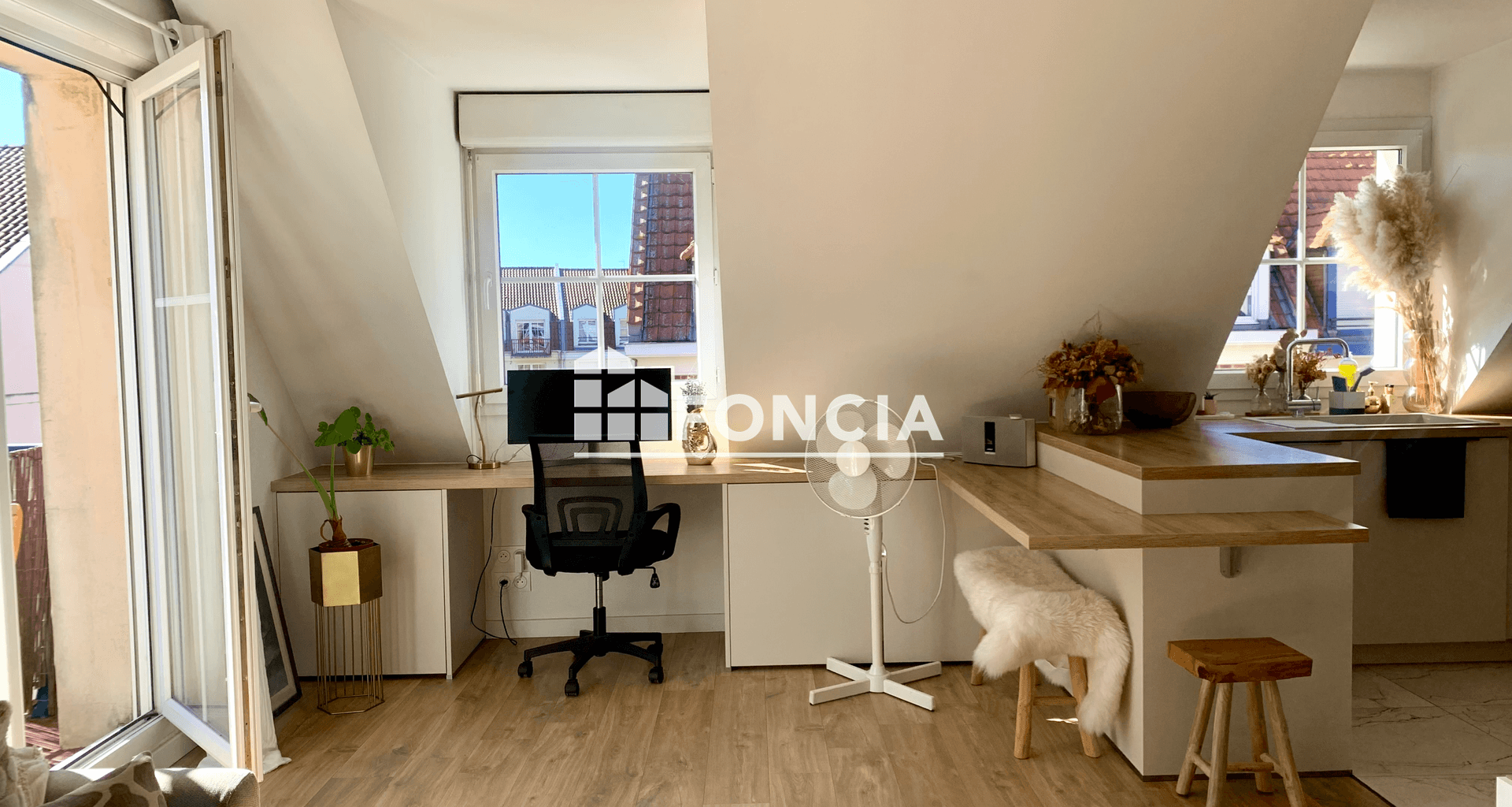 Appartement meublé 2 pièces (42.04 m²) à louer - Lille (59800)