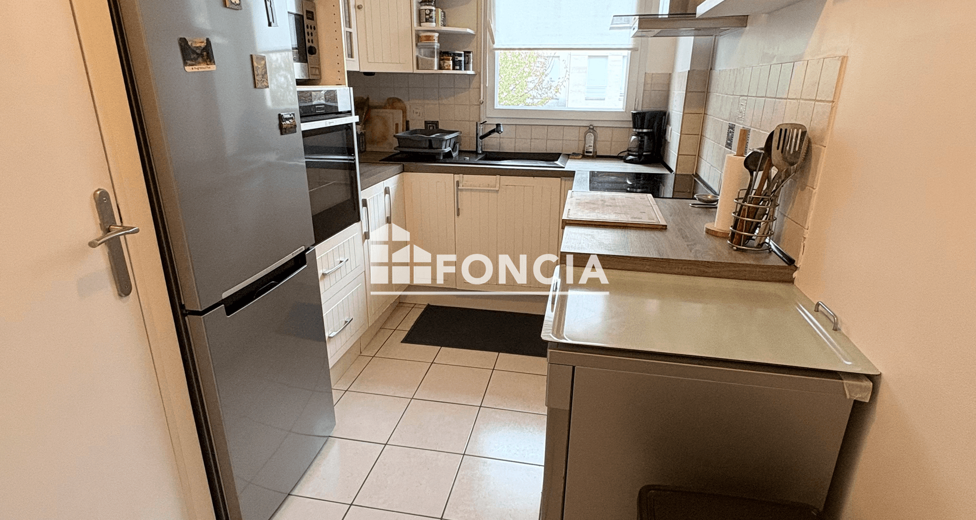 Appartement 3 pièces (68.94 m²) à louer - Corbeil-essonnes (91100)