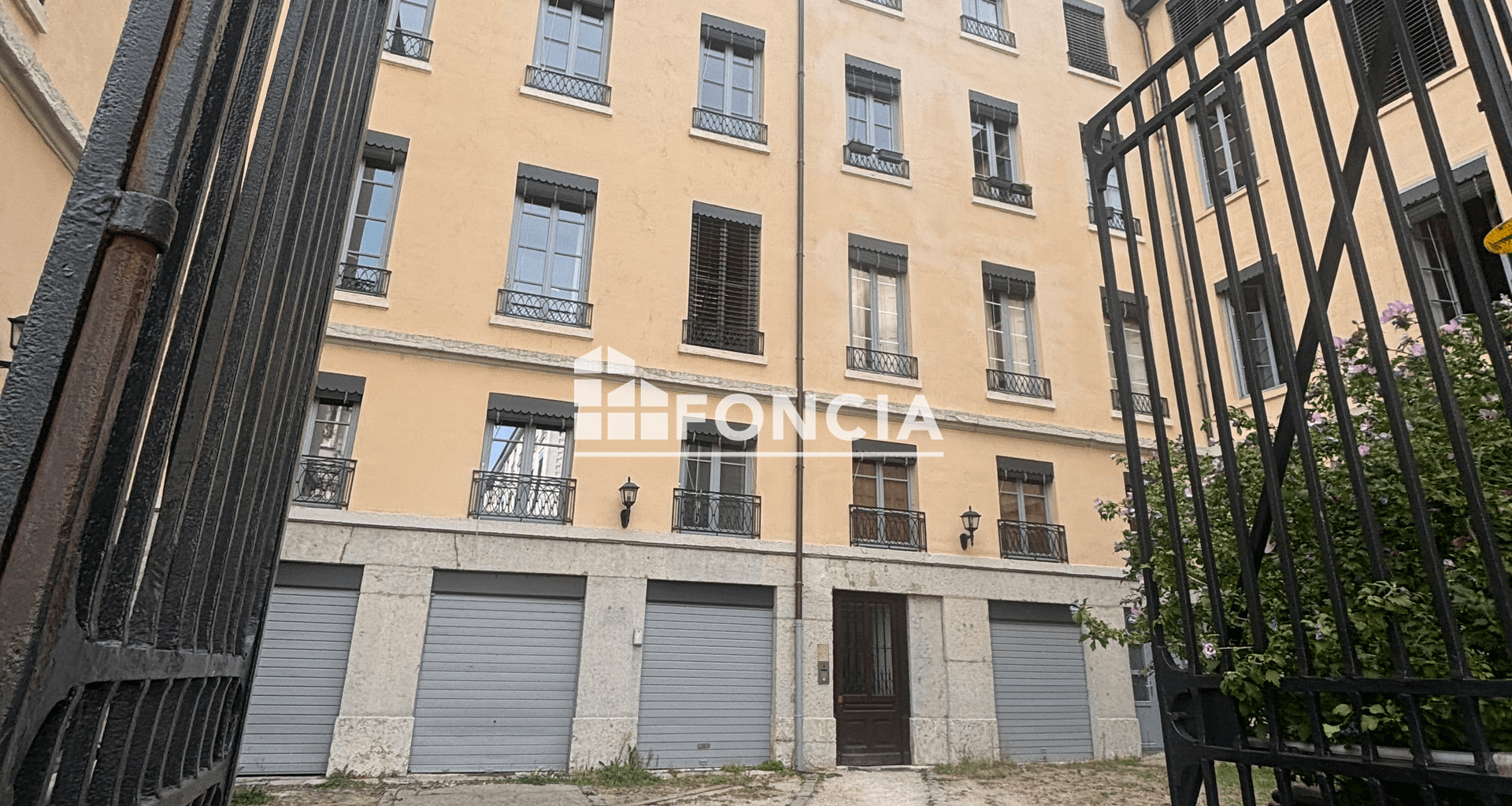 Appartement 6 pièces (118 m²) à louer - Lyon 5ᵉ (69005)