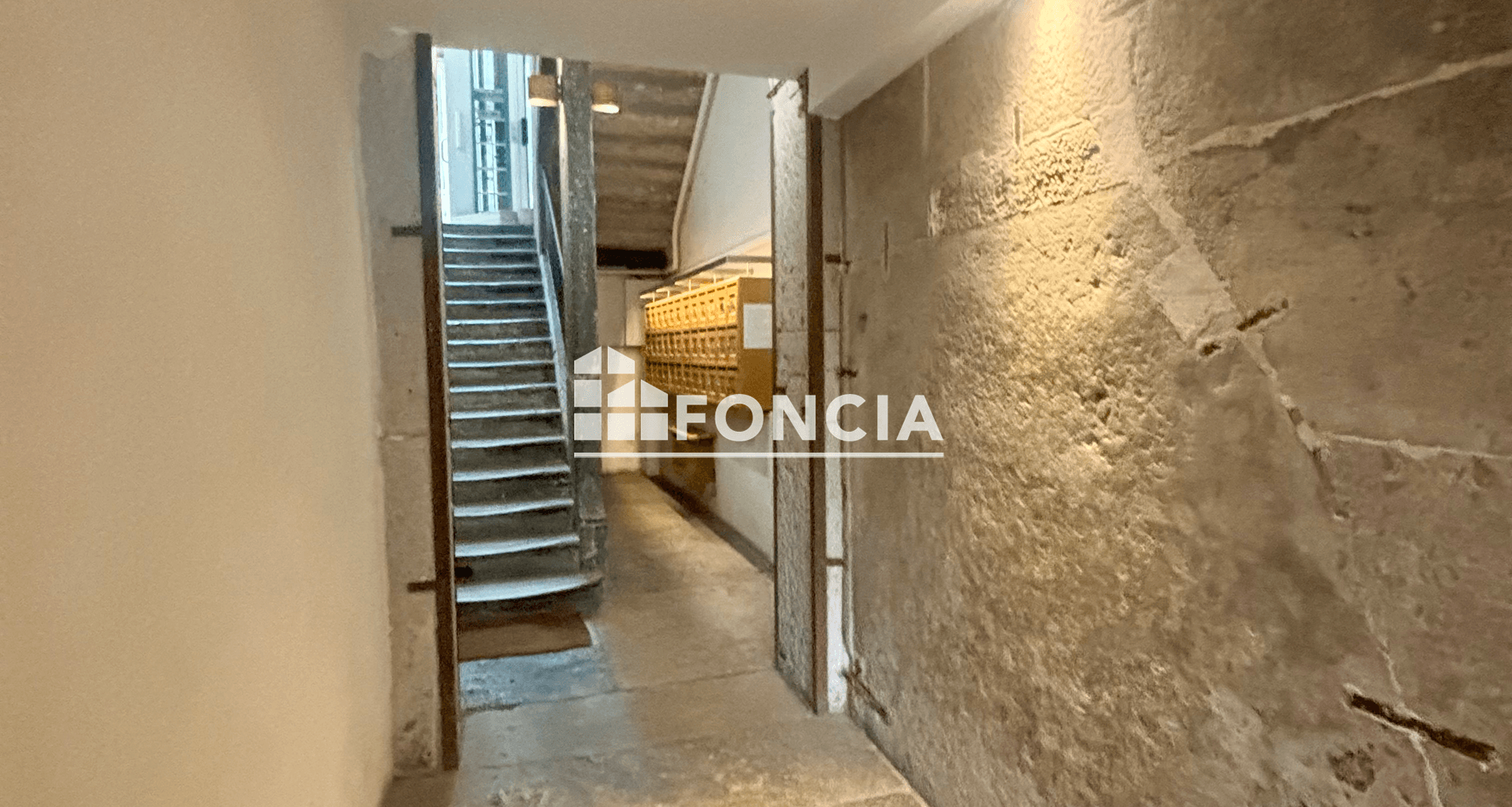 Appartement 6 pièces (118 m²) à louer - Lyon 5ᵉ (69005)