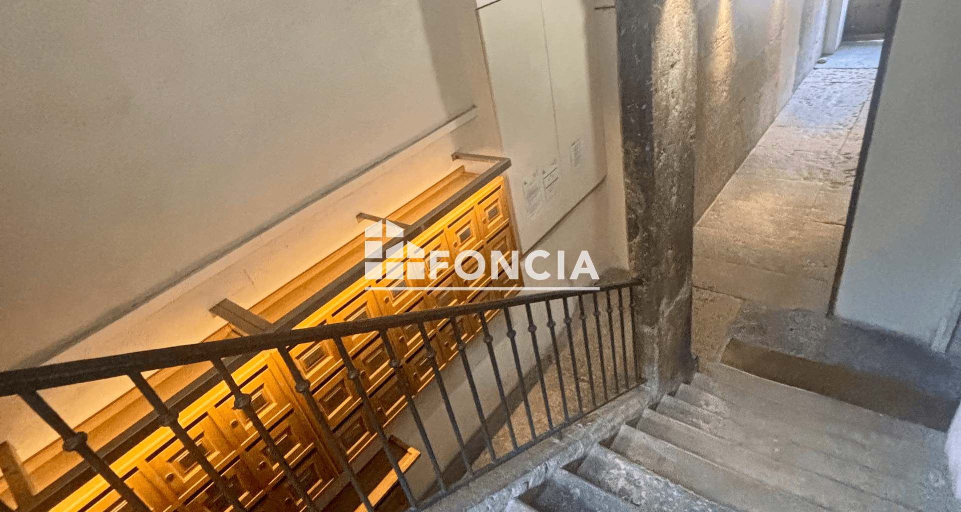 Appartement 6 pièces (118 m²) à louer - Lyon 5ᵉ (69005)