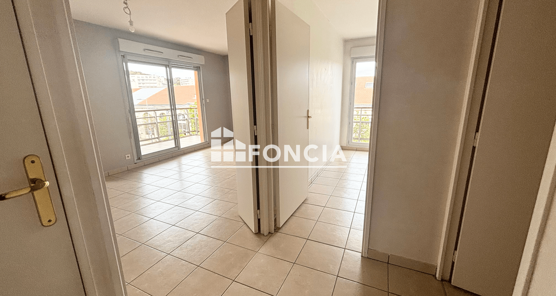 Appartement 3 pièces (66.79 m²) à louer - Saint-étienne (42000)