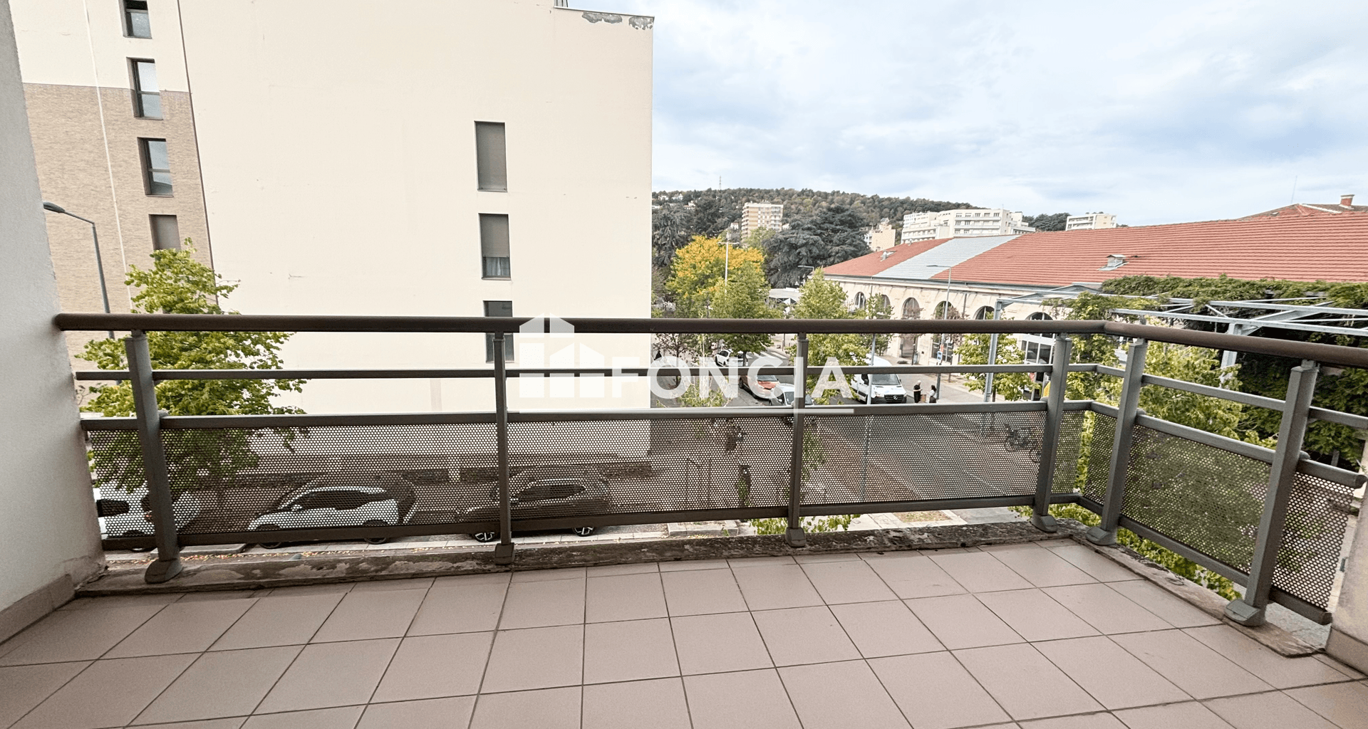 Appartement 3 pièces (66.79 m²) à louer - Saint-étienne (42000)